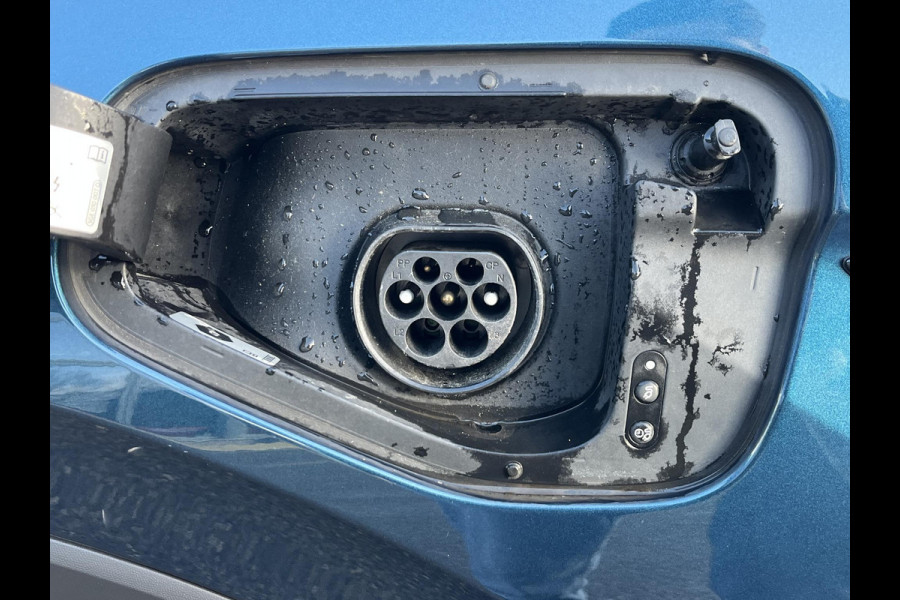 Volkswagen Tiguan 1.4 TSI eHybrid PHEV SUPER COMPLEET| SCHUIF/ KANTELDAK| DODE HOEK| ELEK. ACHTERKLEP| DIG. DASH | CAMERA| RIJKLAAR GELEVERD INCL. 12 MND BOVAG GARANTIE