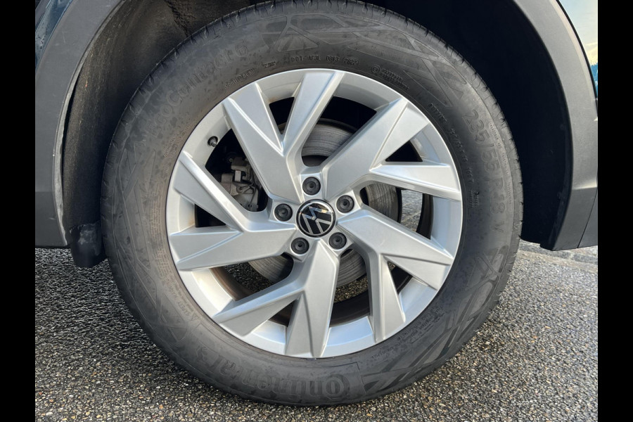 Volkswagen Tiguan 1.4 TSI eHybrid PHEV SUPER COMPLEET| SCHUIF/ KANTELDAK| DODE HOEK| ELEK. ACHTERKLEP| DIG. DASH | CAMERA| RIJKLAAR GELEVERD INCL. 12 MND BOVAG GARANTIE