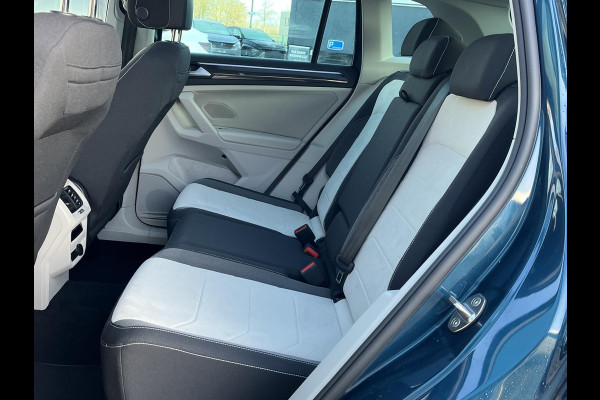 Volkswagen Tiguan 1.4 TSI eHybrid PHEV SUPER COMPLEET| SCHUIF/ KANTELDAK| DODE HOEK| ELEK. ACHTERKLEP| DIG. DASH | CAMERA| RIJKLAAR GELEVERD INCL. 12 MND BOVAG GARANTIE