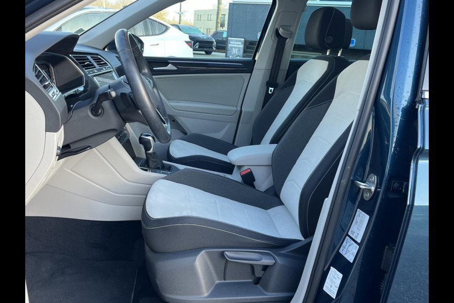 Volkswagen Tiguan 1.4 TSI eHybrid PHEV SUPER COMPLEET| SCHUIF/ KANTELDAK| DODE HOEK| ELEK. ACHTERKLEP| DIG. DASH | CAMERA| RIJKLAAR GELEVERD INCL. 12 MND BOVAG GARANTIE