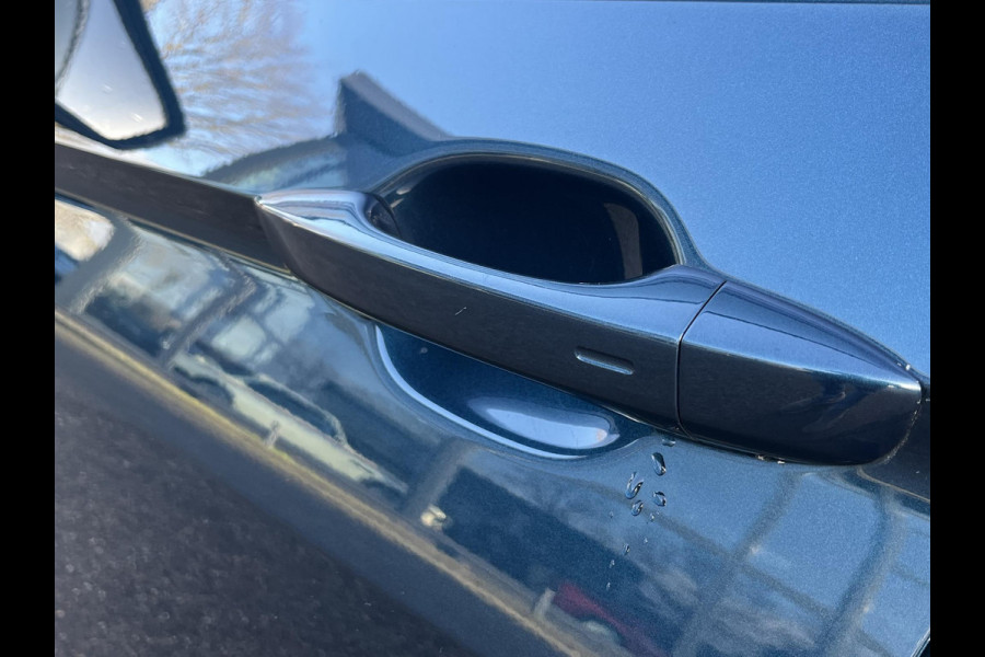 Volkswagen Tiguan 1.4 TSI eHybrid PHEV SUPER COMPLEET| SCHUIF/ KANTELDAK| DODE HOEK| ELEK. ACHTERKLEP| DIG. DASH | CAMERA| RIJKLAAR GELEVERD INCL. 12 MND BOVAG GARANTIE