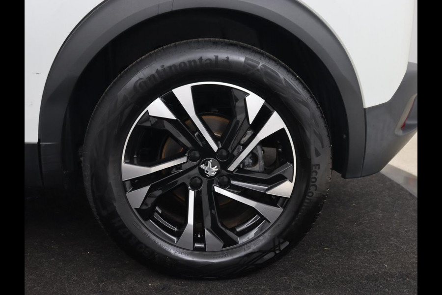 Peugeot e-2008 EV Allure 50 kWh | 3 Fase | Panoramadak | Adaptive cruise | Keyless | Camera | Carplay | Half leder | Navigatie