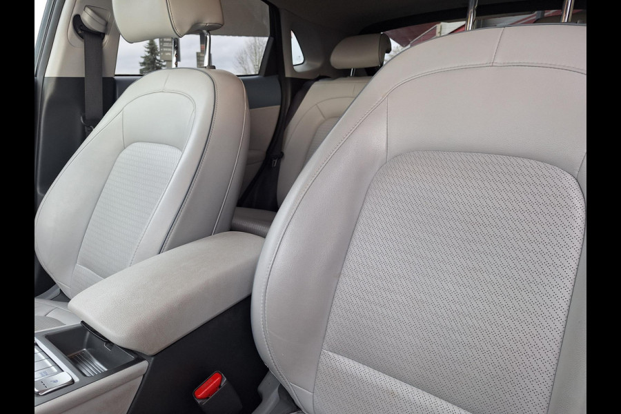 Hyundai Kona EV Premium 64 kWh | SOH: 94,6% | Leder | Warmtepomp | Adaptive CC | Navi | Camera |