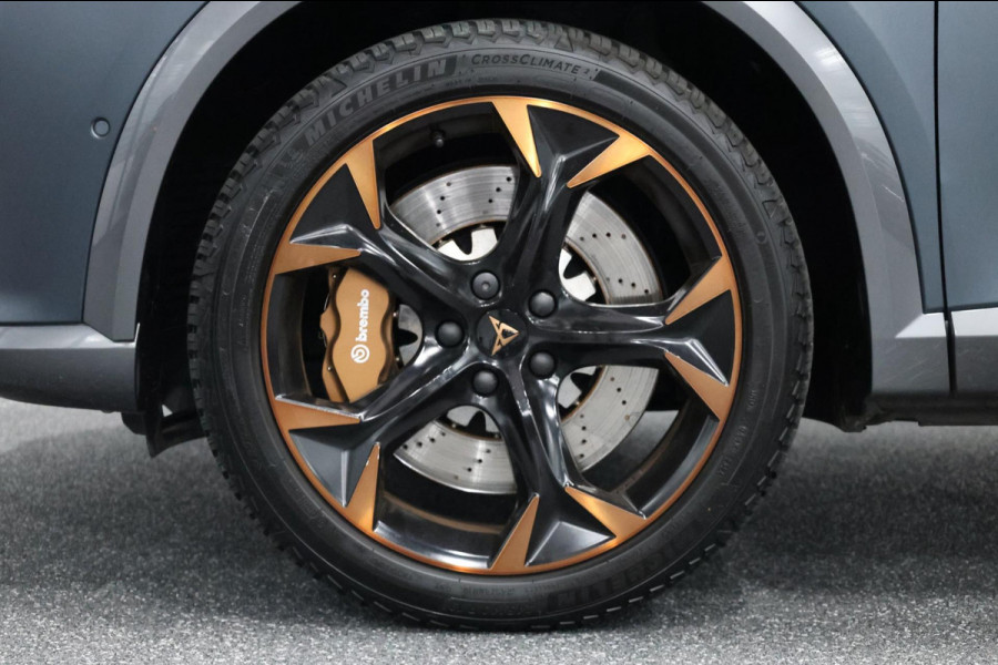 CUPRA Formentor 2.0 TSI 4DRIVE 310+PK MATT/LED/VIRTUAL/SFEER/PANO/STUUR+S.VERWARMING+MEMORY/19"/KEYLESS/CAM/ACC/12 MDN GARANTIE