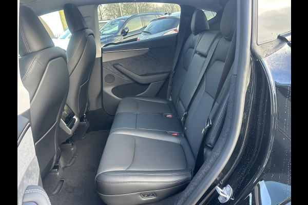 Tesla Model Y Premium Long Range AWD 75 kWh NIEUWE AUTO / DIRECT LEVERBAAR | AUTOPILOT| VOLLEDIGE TESLA GARANTIE T/M 08/2029 OF 80.000KM| DE HOOGVOLTACCU EN AANDRIJFLIJN TOT 2033 of 192.000KM |
