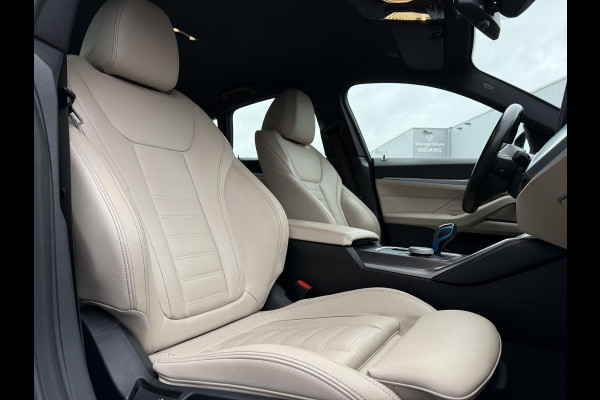 BMW i4 M50 84 kWh | Camera | Leder | Carplay |