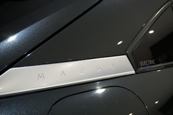 Mazda MX-30 e-SkyActiv 145 First Edition 36 kWh