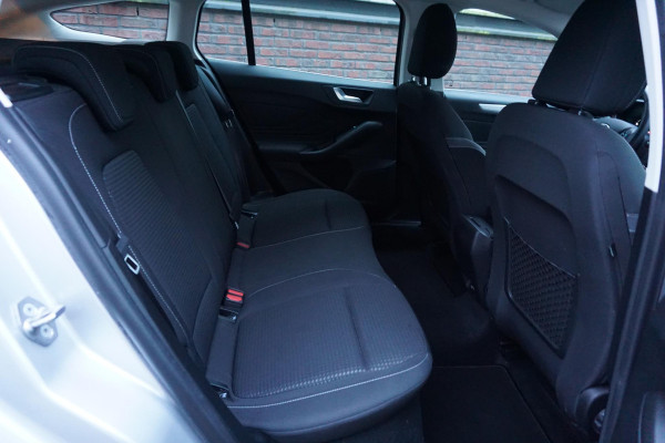 Ford FOCUS Wagon 1.0 EcoBoost 125PK Hybrid Business/Camera/ December 2020/Rijklaarprijs.