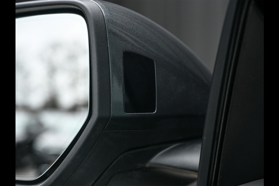 Audi Q8 55 TFSI e quattro Pro Line S · Panoramadak · RS Seats · Ambiance interieur · B&O Sound · 360 Camera · Adaptive Cruise · Soft Clo