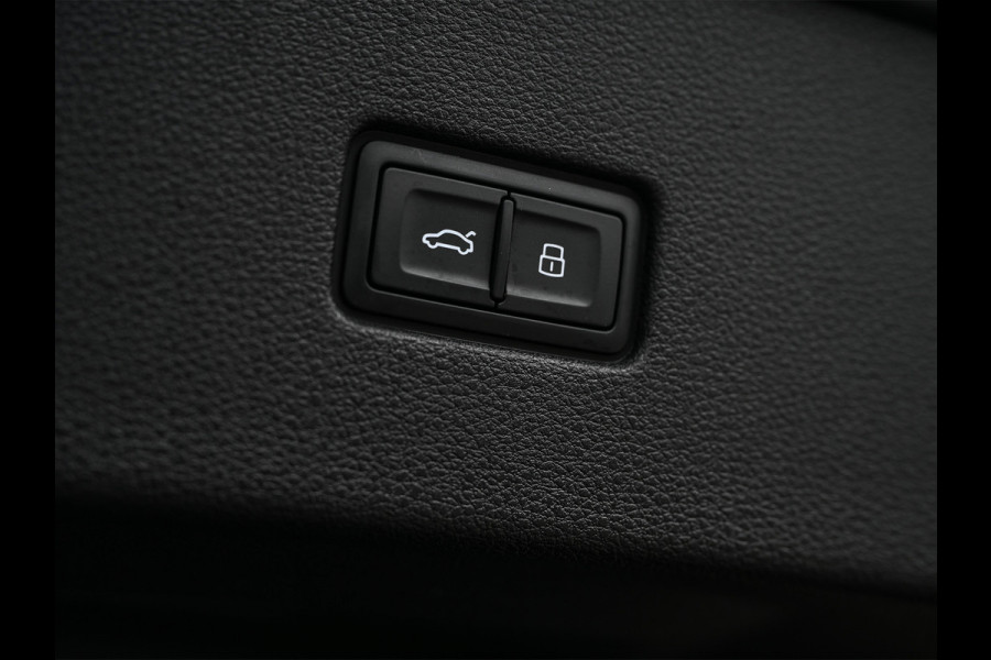 Audi Q8 55 TFSI e quattro Pro Line S · Panoramadak · RS Seats · Ambiance interieur · B&O Sound · 360 Camera · Adaptive Cruise · Soft Clo