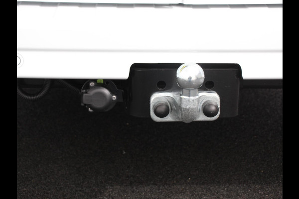 Renault Trafic 2.0 Blue dC1 150 EDC T29 L2H1 Extra Dubbele Cabine Navigatie  Airco  Lichtmetalen velgen  Betimmering  Trekhaak  Camera Parkeer sensoren  Dab