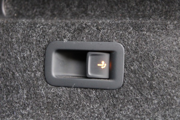 Škoda ENYAQ iV 80 Sportline SOh 90% PANO LEER SFEER TREKHAAK 158000KM!!!