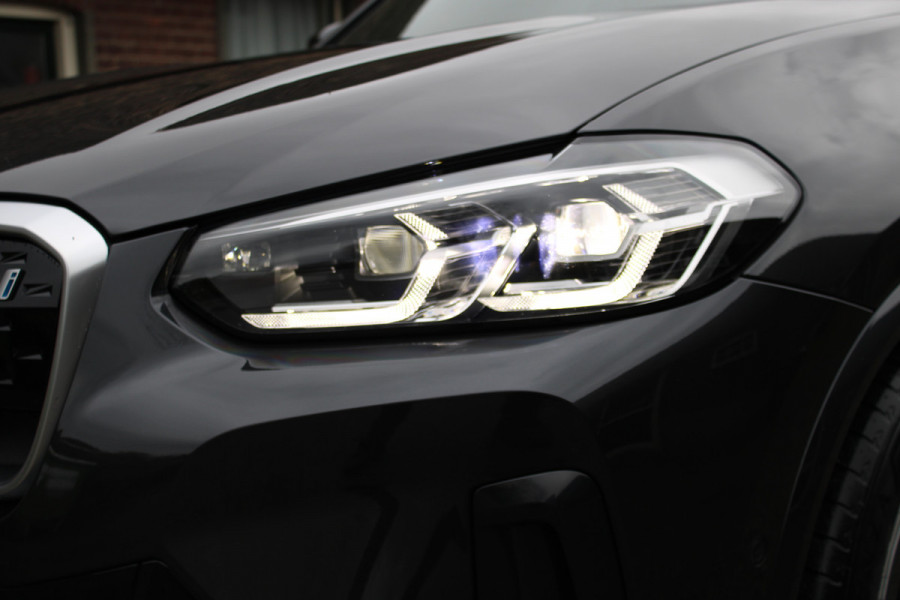 BMW iX3 M-SPORT 80 kWh SOh 100% PANO LEER PILOT ORG NL 23000KM!!!