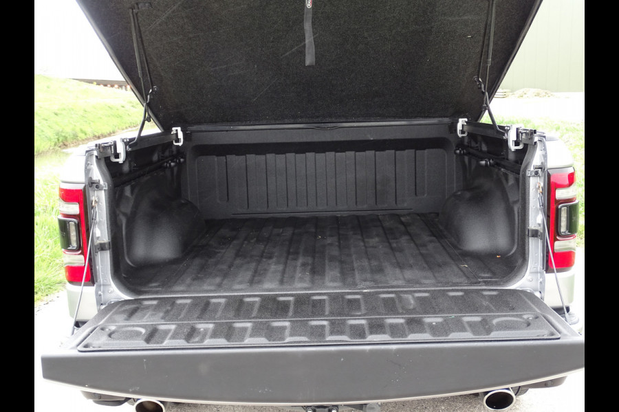 Dodge Ram 1500 5.7 V8 4x4 Crew Cab Limited