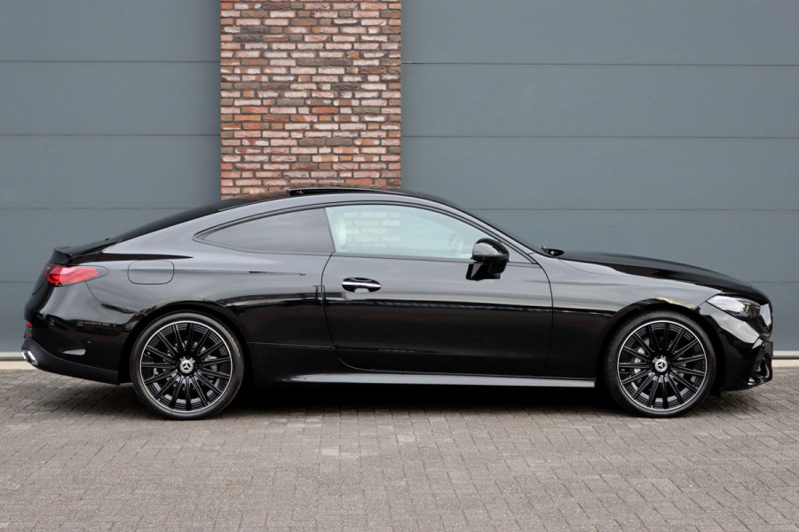Mercedes-Benz CLE Coupé 200 AMG Line | Distronic | Memory | Burmester | Panoramadak | HUD | Digital Light | Verwarmd Stuurwiel | Surround Camera | Keyless Go | Nightpakket |