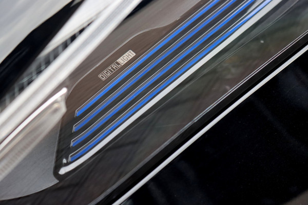 Mercedes-Benz CLE Coupé 200 AMG Line | Distronic | Memory | Burmester | Panoramadak | HUD | Digital Light | Verwarmd Stuurwiel | Surround Camera | Keyless Go | Nightpakket |