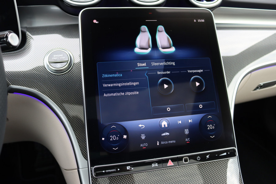 Mercedes-Benz CLE Coupé 200 AMG Line | Distronic | Memory | Burmester | Panoramadak | HUD | Digital Light | Verwarmd Stuurwiel | Surround Camera | Keyless Go | Nightpakket |