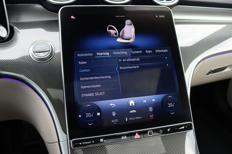 Mercedes-Benz CLE Coupé 200 AMG Line | Distronic | Memory | Burmester | Panoramadak | HUD | Digital Light | Verwarmd Stuurwiel | Surround Camera | Keyless Go | Nightpakket |