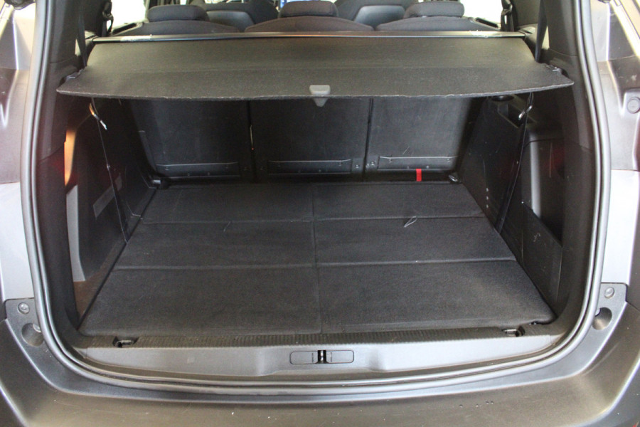 Peugeot 5008 1.2 PureTech Active Pack Business |Navi|Camera|Carplay|