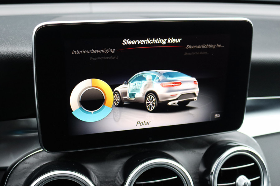 Mercedes-Benz GLC Coupé 250 4MATIC AMG Line | Trekhaak | Camera | Dodehoekassistent | Leder | Sfeerverlichting | Cruise Control | Nightpakket | Stoelverwarming |