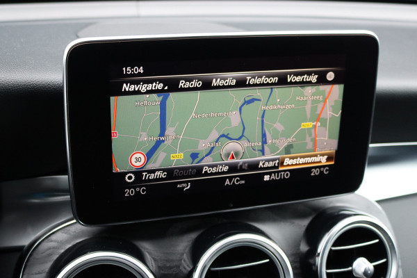 Mercedes-Benz GLC Coupé 250 4MATIC AMG Line | Trekhaak | Camera | Dodehoekassistent | Leder | Sfeerverlichting | Cruise Control | Nightpakket | Stoelverwarming |