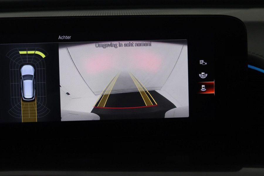 Mercedes-Benz EQC 400 4MATIC Premium (SCHUIFDAK, CAMERA, STOELVERWARMING, SFEERVERLICHTING, GOED ONDERHOUDEN)