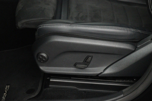 Mercedes-Benz EQC 400 4MATIC Premium (SCHUIFDAK, CAMERA, STOELVERWARMING, SFEERVERLICHTING, GOED ONDERHOUDEN)