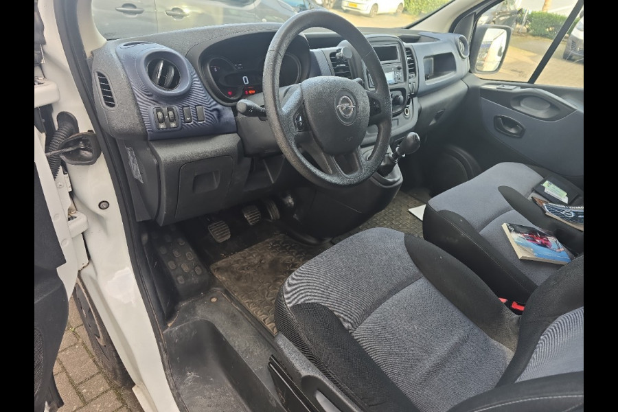 Opel Vivaro 1.6 CDTI 125pk L2 H1 Airco Imperiaal Trekhaak