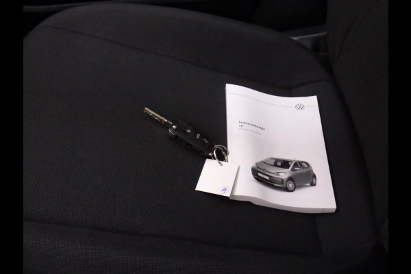 Volkswagen up! 1.0 Airco ECC Cruise Control PDC Achter + Camera DAB+ Lane Assist