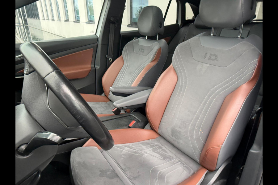 Volkswagen ID.4 Max 77 kWh, panoramadak, stoelverwarming, 360 camera, adaptief cruise,warmtepomp, 1 e eigenaar, NL auto met nap