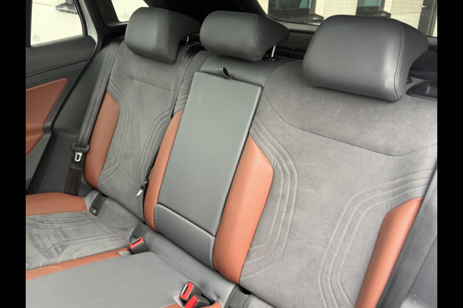Volkswagen ID.4 Max 77 kWh, panoramadak, stoelverwarming, 360 camera, adaptief cruise,warmtepomp, 1 e eigenaar, NL auto met nap
