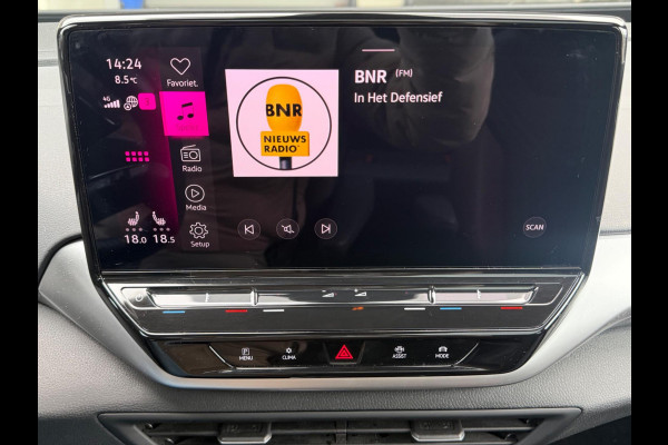 Volkswagen ID.4 Max 77 kWh, panoramadak, stoelverwarming, 360 camera, adaptief cruise,warmtepomp, 1 e eigenaar, NL auto met nap
