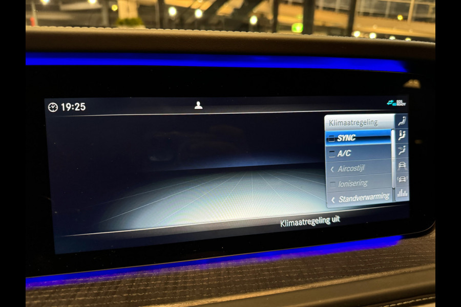 Mercedes-Benz G-Klasse AMG 63 Pano|Massage|Burmester|BTW