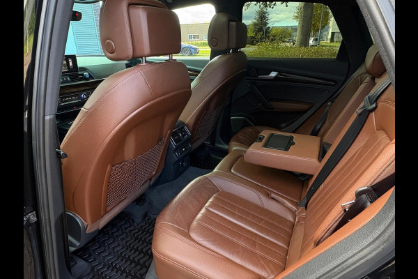 Audi Q5 2.0 TFSI quattro Sport S Line Black Edition/Pano/Leer/Navi/252pk