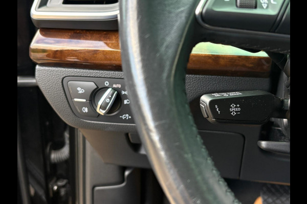 Audi Q5 2.0 TFSI quattro Sport S Line Black Edition/Pano/Leer/Navi/252pk