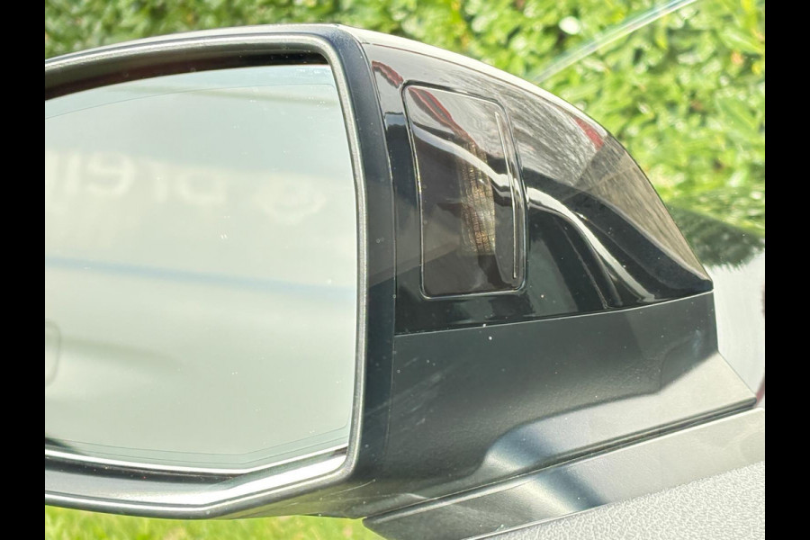 Audi Q5 2.0 TFSI quattro Sport S Line Black Edition/Pano/Leer/Navi/252pk