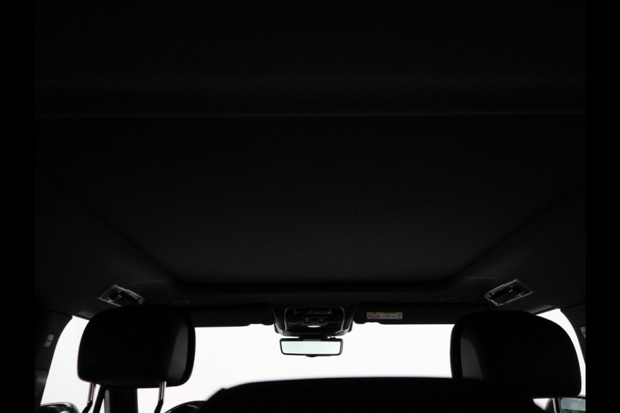 Land Rover Range Rover 3.0 D300 HSE MHEV *BTW* SHADOW PACK + MASSAGE | HEAD-UP | SFEERVERL. | KOELBOX | TREKHAAK