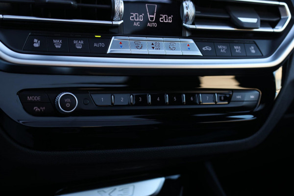 BMW X3 XDrive30e M-Sport *Pano*360 Camera*Stoelventilatie*Laser Led*