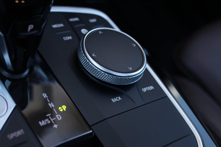 BMW X3 XDrive30e M-Sport *Pano*360 Camera*Stoelventilatie*Laser Led*