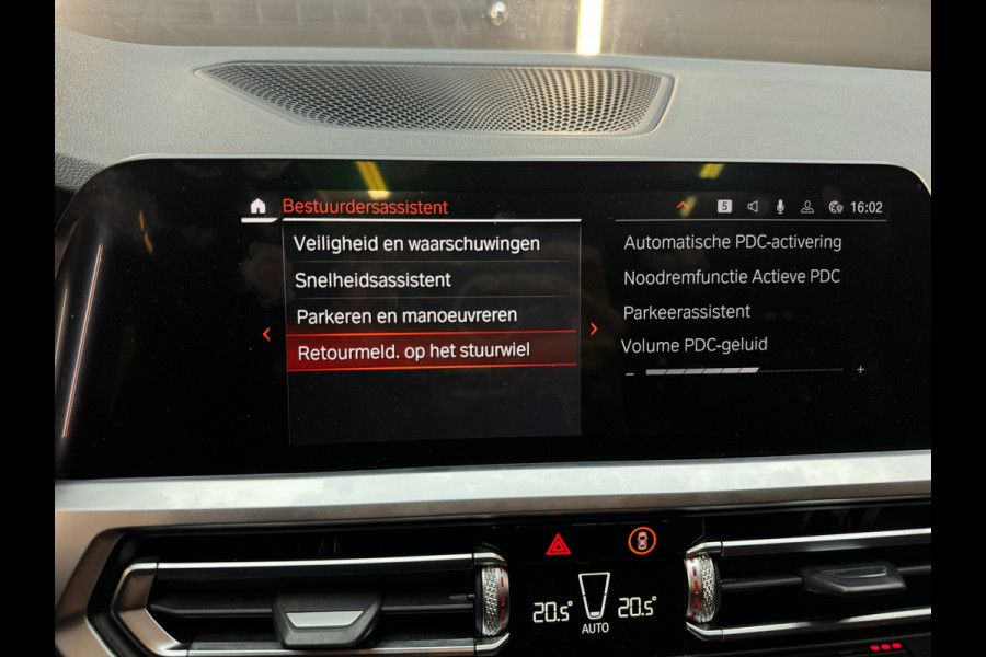 BMW 3 Serie 318i High Exec Pano|M Sport Keyles|Sfeer|H/K|NAP