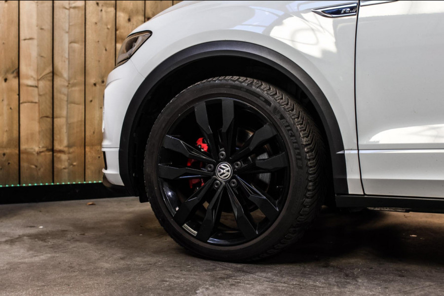 Volkswagen T-Roc 2.0 TSI 4Motion R-Line *Pano*Camera*Trekhaak*Virtual*DSG*