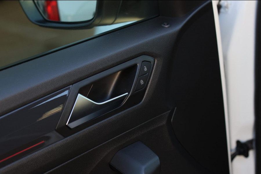 Volkswagen T-Roc 2.0 TSI 4Motion R-Line *Pano*Camera*Trekhaak*Virtual*DSG*