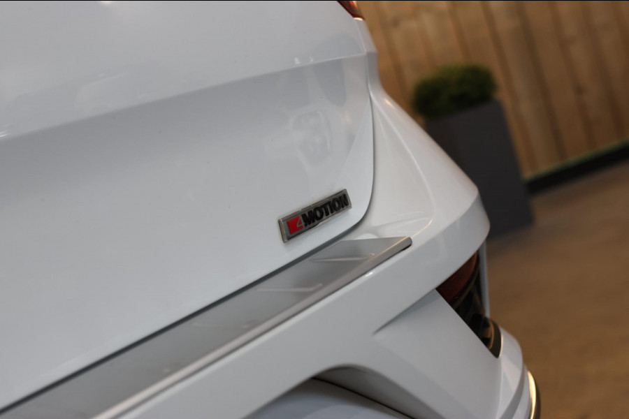 Volkswagen T-Roc 2.0 TSI 4Motion R-Line *Pano*Camera*Trekhaak*Virtual*DSG*