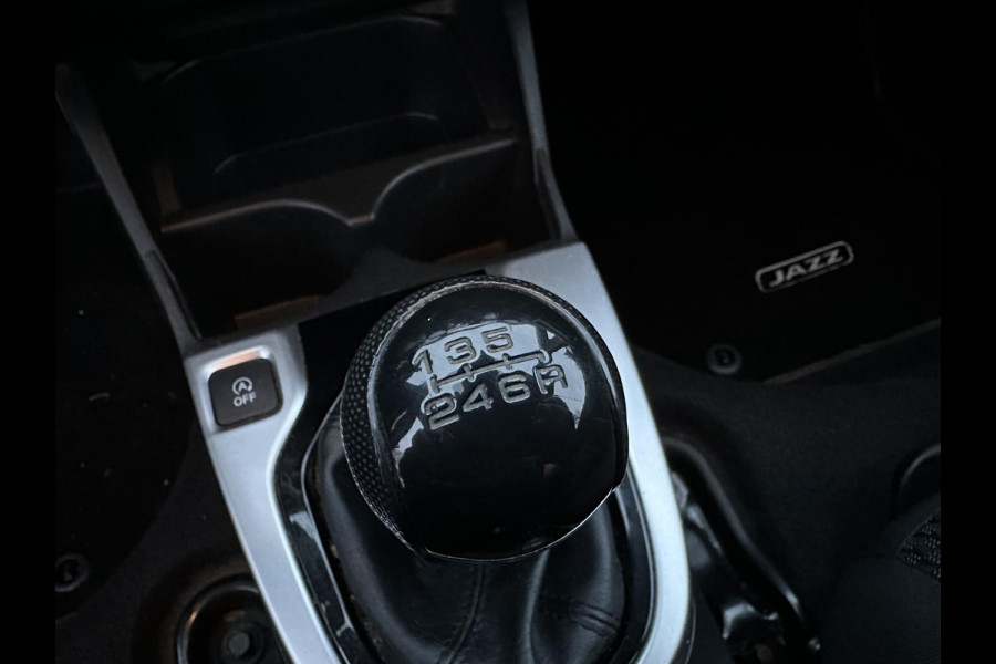 Honda Jazz 1.3 i-VTEC Trend Cruise|Stoelverwarming|Trekhaak|Allseason