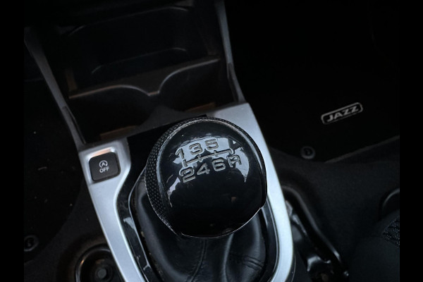 Honda Jazz 1.3 i-VTEC Trend Cruise|Stoelverwarming|Trekhaak|Allseason