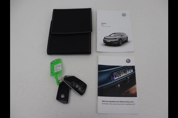 Volkswagen ID.4 First Max 77 kWh | Panoramadak | Stoelverwarming | Head-Up | Trekhaak | 360 Camera | Sfeerverlichting | Half leder | Matrix LED | Carplay | Adaptive cruise | Memory | Keyless | Massage