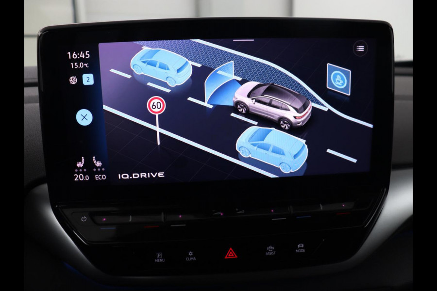 Volkswagen ID.4 First Max 77 kWh | Panoramadak | Stoelverwarming | Head-Up | Trekhaak | 360 Camera | Sfeerverlichting | Half leder | Matrix LED | Carplay | Adaptive cruise | Memory | Keyless | Massage