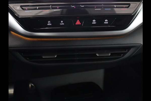 Volkswagen ID.4 First Max 77 kWh | Panoramadak | Stoelverwarming | Head-Up | Trekhaak | 360 Camera | Sfeerverlichting | Half leder | Matrix LED | Carplay | Adaptive cruise | Memory | Keyless | Massage