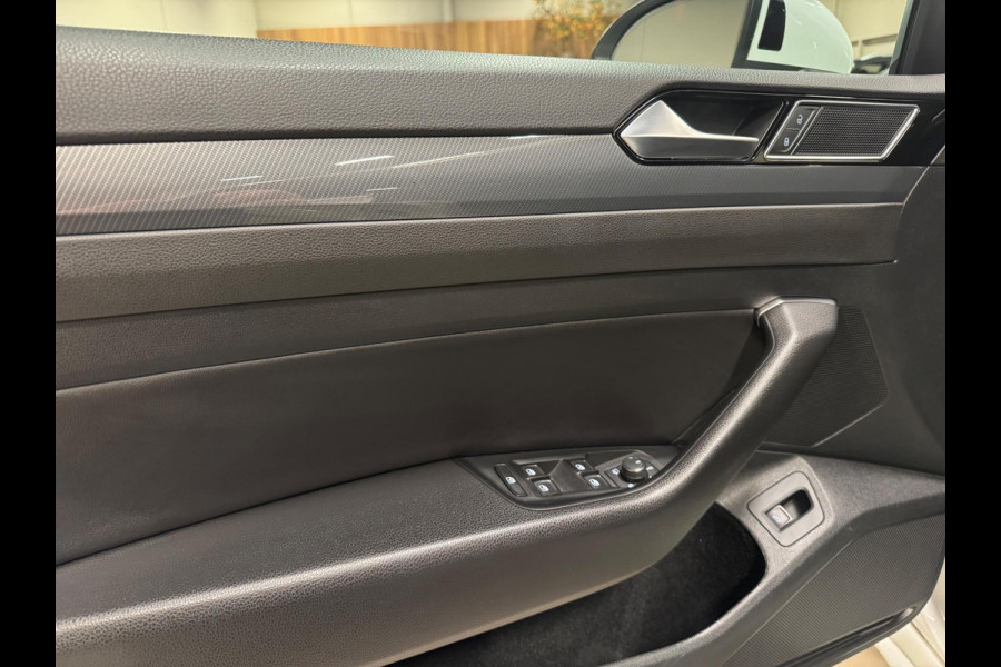 Volkswagen Arteon 2.0 TSI 190PK DSG R-Line, Pano, Virtual Cockpit, Cam, Apple Carplay, Navi, ACC, Android Auto, Voll Led, PDC