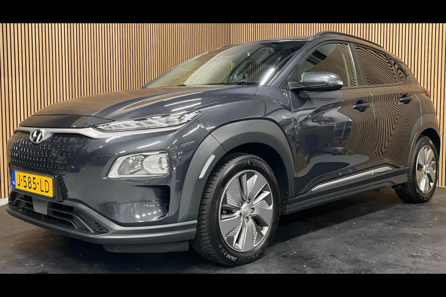 Hyundai Kona EV Fashion 64 kWh|100% SOH|FACELIFT|3-FASE|ACC|NAVI|CAMERA|CARPLAY|NAVI|NL- AUTO|NAP|INCL. BTW|1e EIG.|